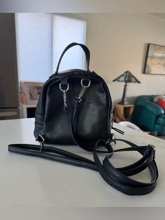 Steve Madden Festival Mini Backpack - Leather Crossbody Bag - Picture 2 of 3